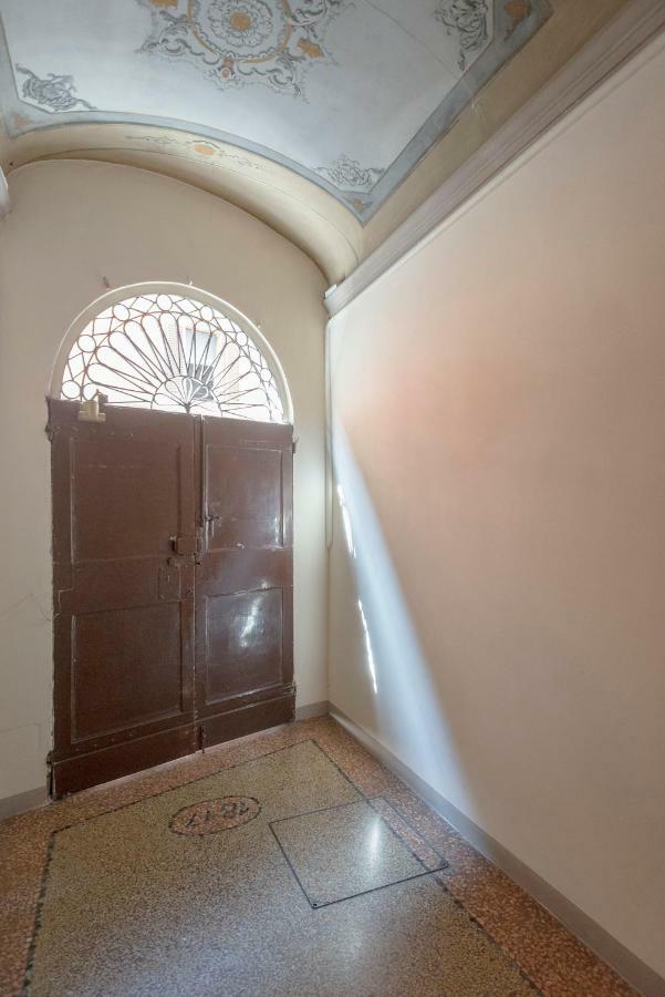New Loft In The Heart Of Bologna 2 Apartment Exterior foto
